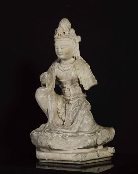 Bodhisattva, stone, Tang (AD 618-907), 72 cm. Shanghai Museum Ancient Chinese Sculpture Gallery.